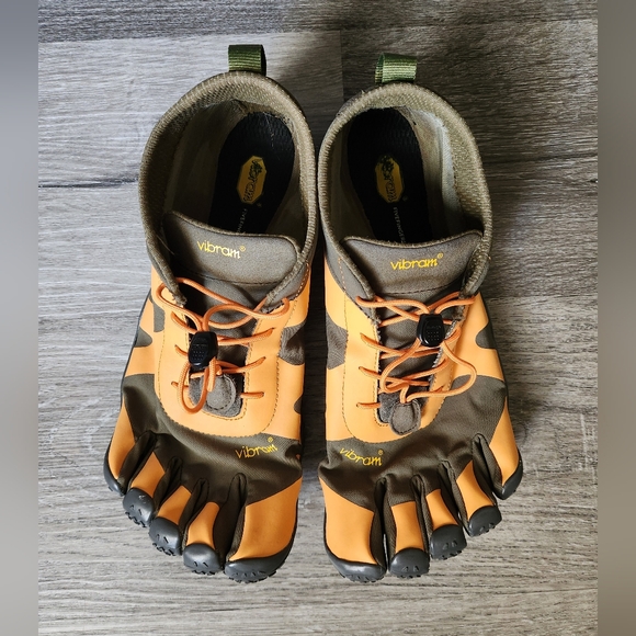 Vibram Fivefingers v-alpha military/ orange size 45EU in original box - Picture 3 of 10
